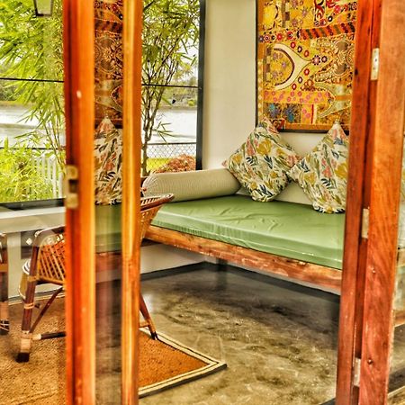 Vala House Hotel Cherai Beach Bagian luar foto