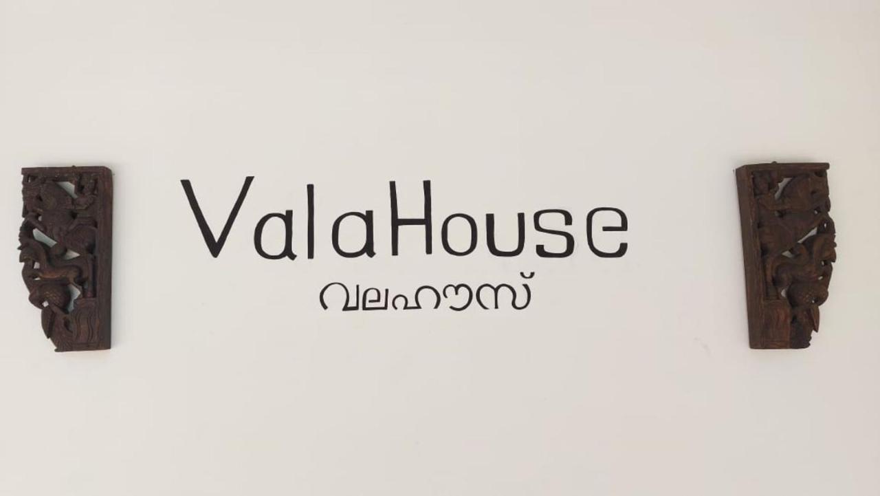Vala House Hotel Cherai Beach Bagian luar foto