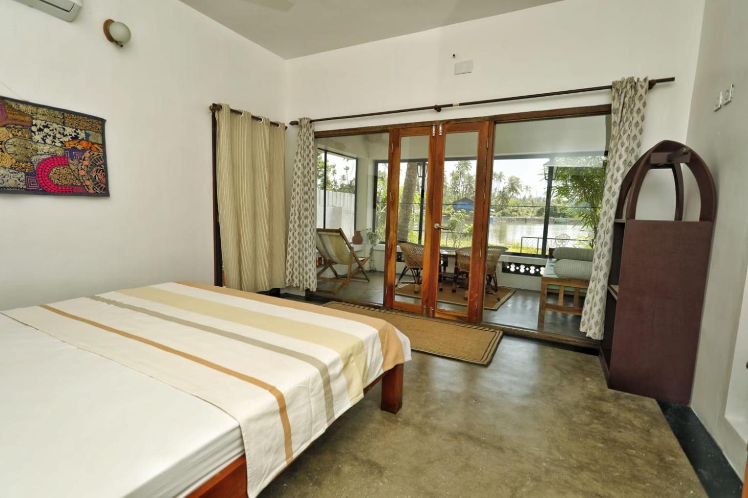 Vala House Hotel Cherai Beach Bagian luar foto
